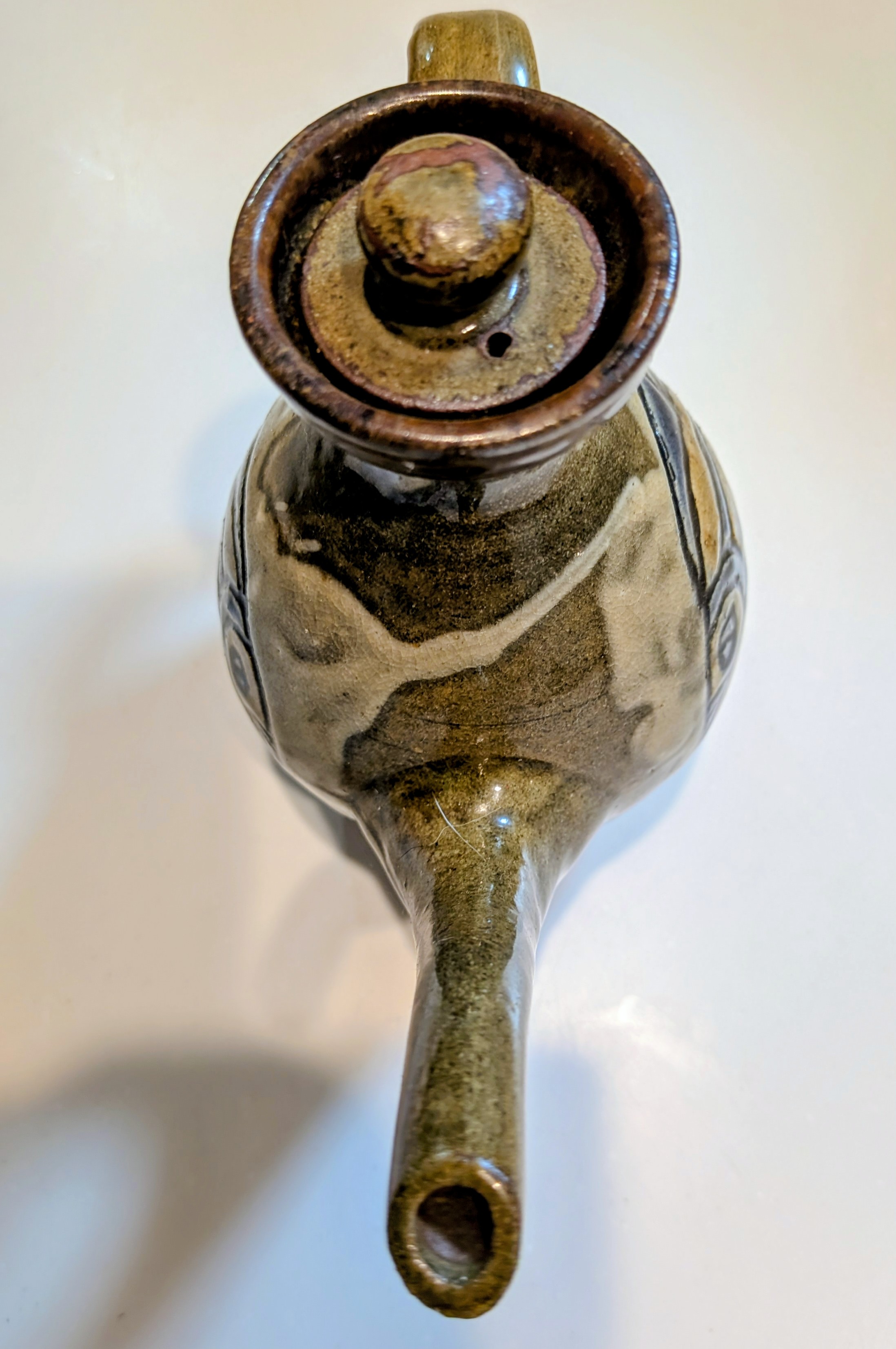Okinawan Ryukyu Tsuboya-yaki Yachimun District in Naha Pottery